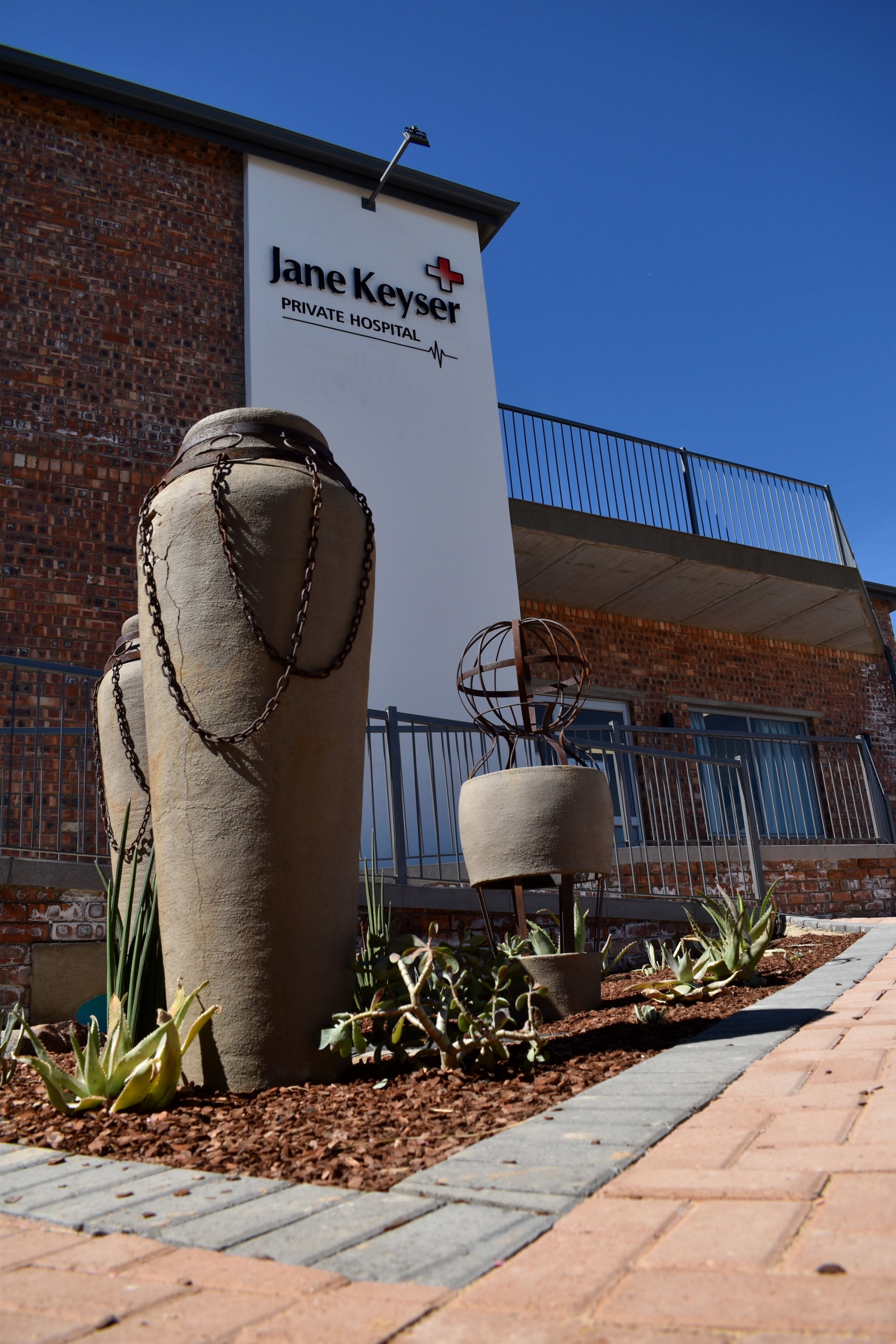 Jane Keyser Clinic - Front Entrance